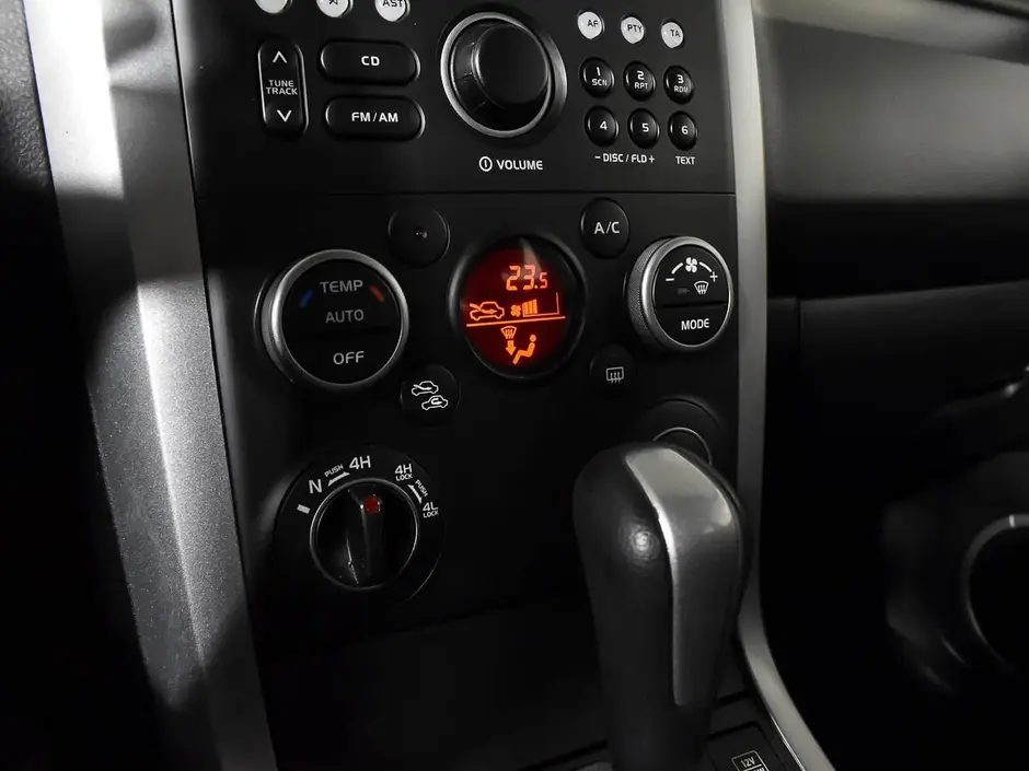 Suzuki Grand Vitara, 2010 г.