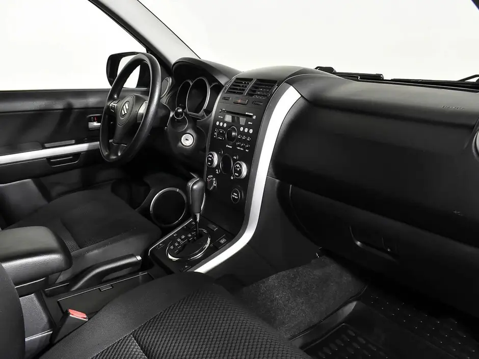 Suzuki Grand Vitara, 2010 г.