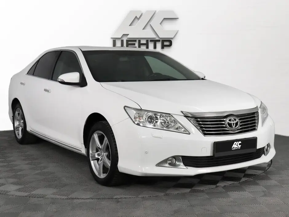 Toyota Camry, 2012 г.