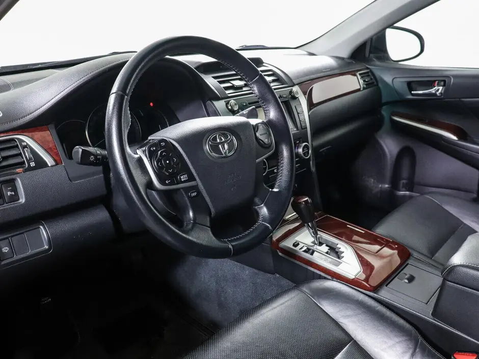 Toyota Camry, 2012 г.