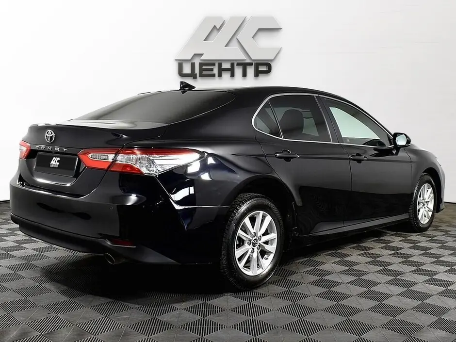 Toyota Camry, 2019 г.