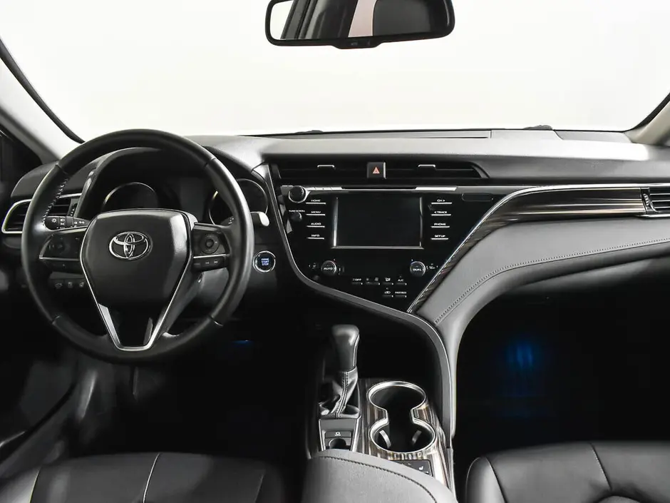 Toyota Camry, 2019 г.