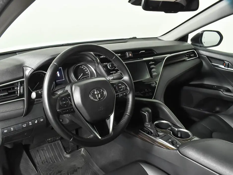 Toyota Camry, 2019 г.