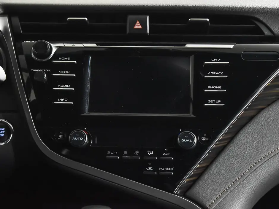 Toyota Camry, 2019 г.