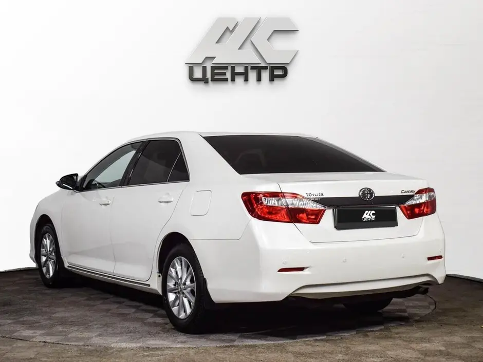 Toyota Camry, 2014 г.