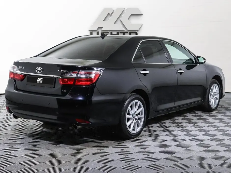 Toyota Camry, 2017 г.