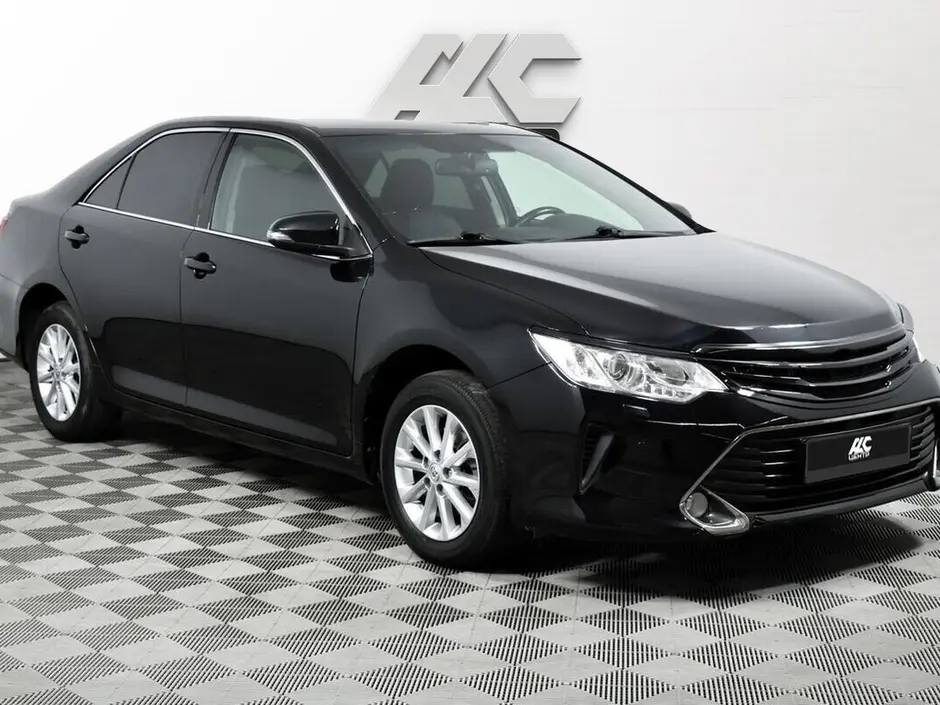 Toyota Camry, 2015 г.