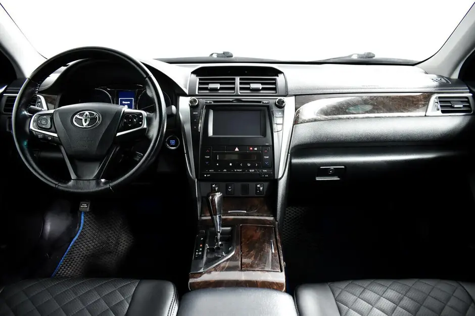 Toyota Camry, 2015 г.