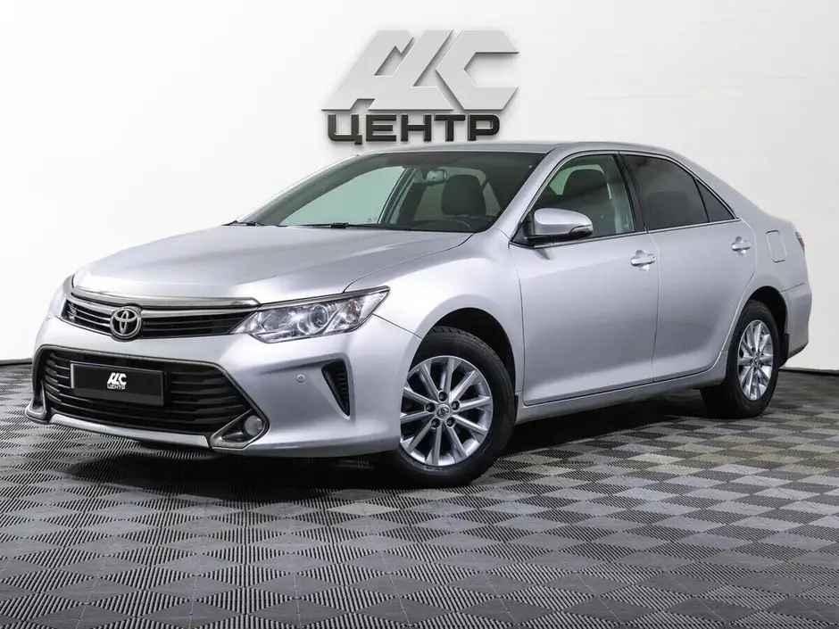 Toyota Camry, 2016 г.