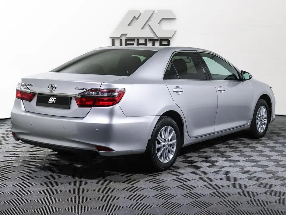 Toyota Camry, 2016 г.