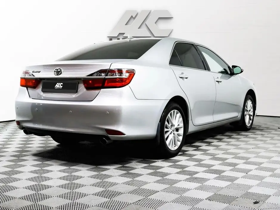 Toyota Camry, 2015 г.