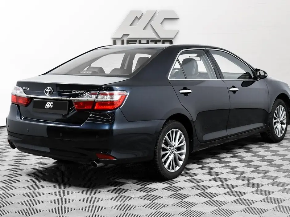 Toyota Camry, 2016 г.