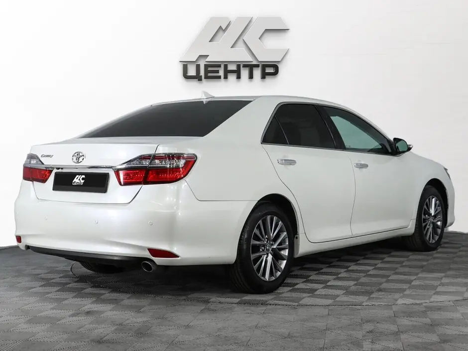 Toyota Camry, 2017 г.