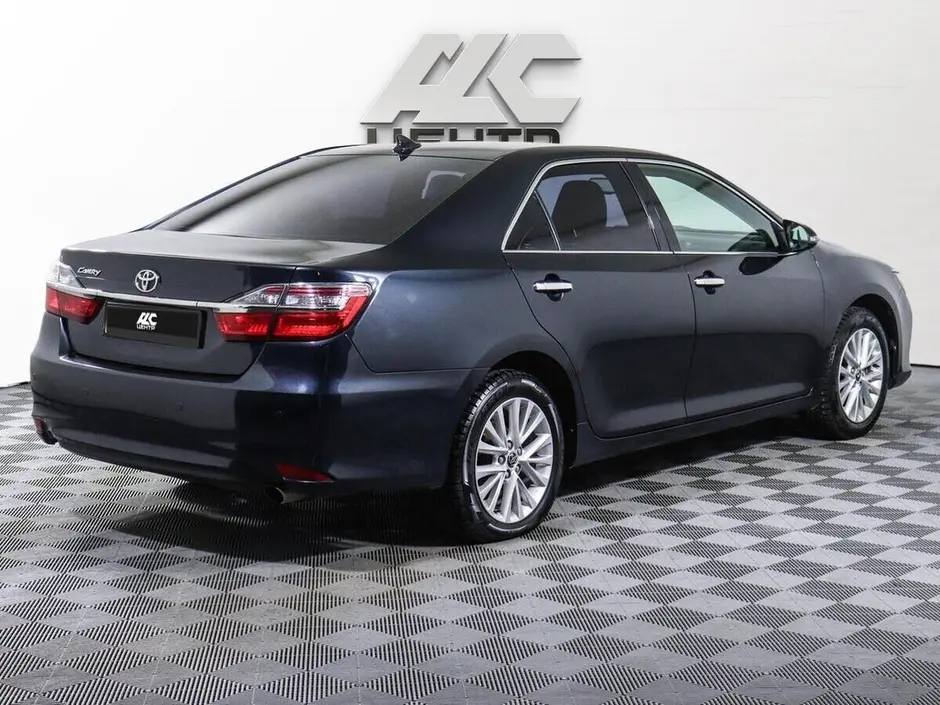 Toyota Camry, 2017 г.