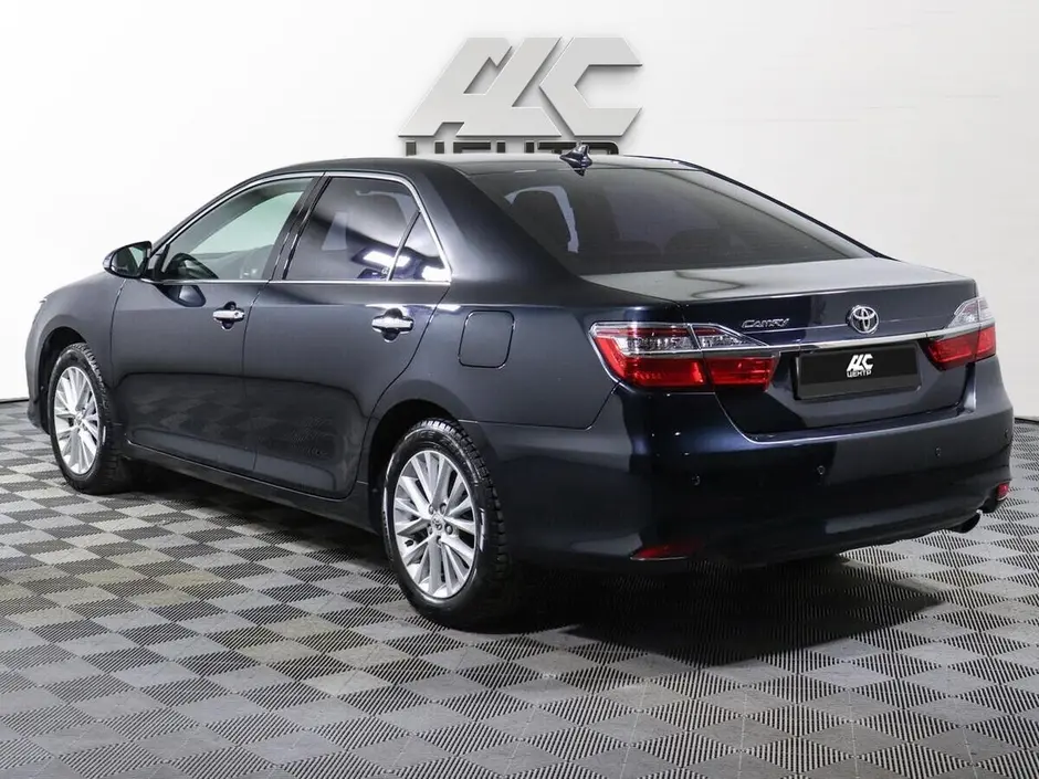 Toyota Camry, 2017 г.