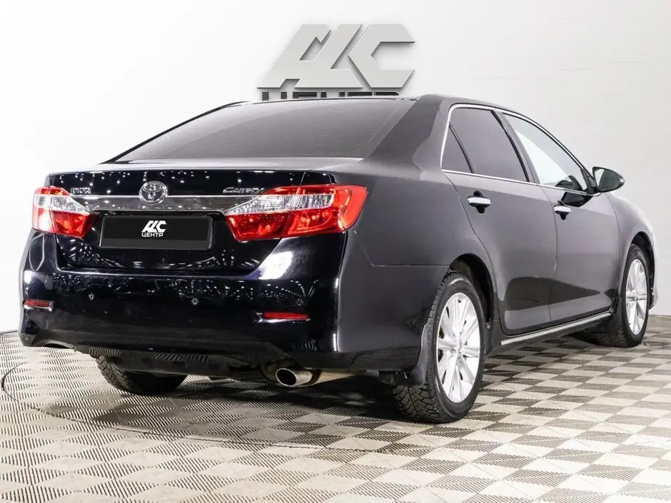 Toyota Camry, 2013 г.