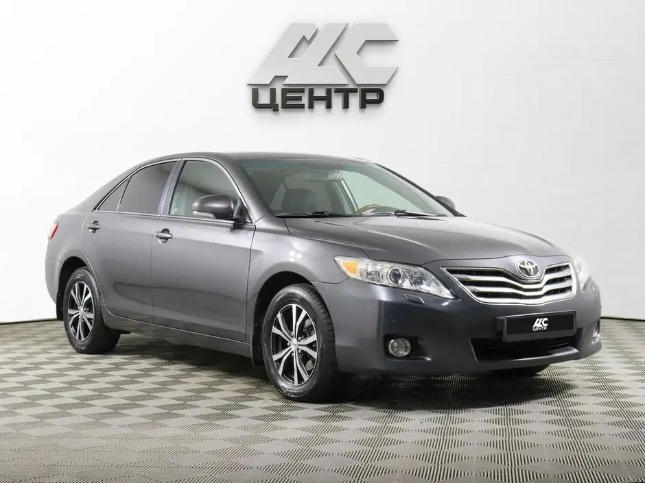 Toyota Camry, 2011 г.