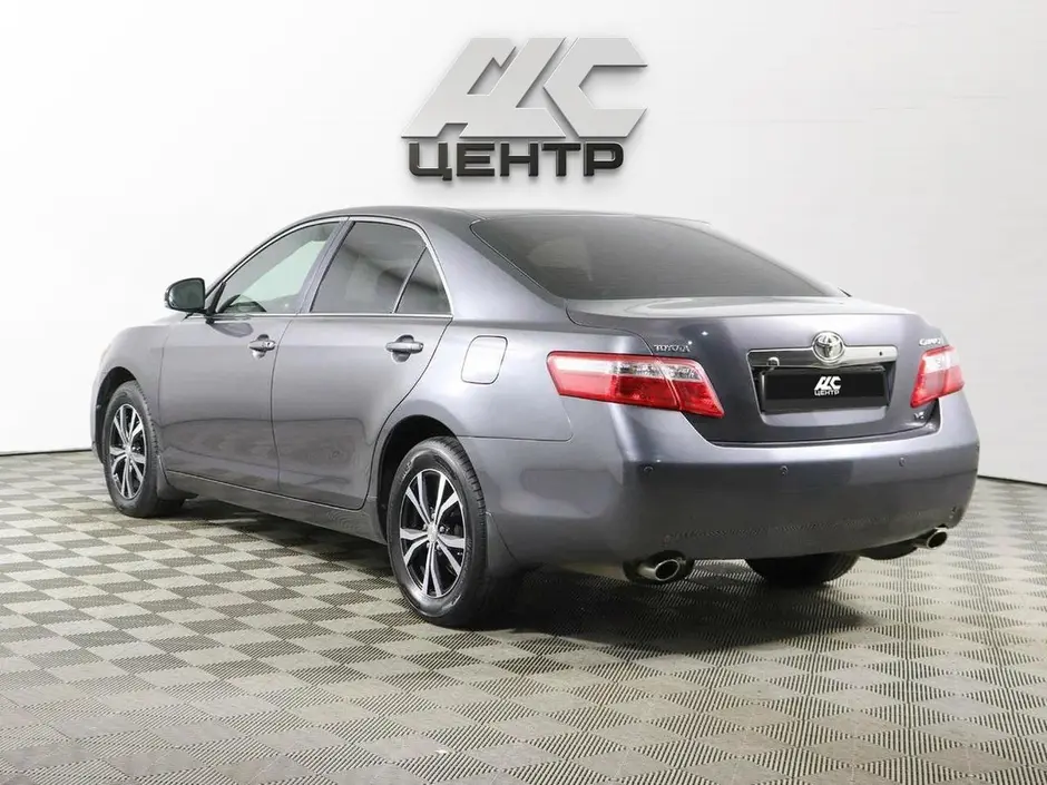 Toyota Camry, 2011 г.