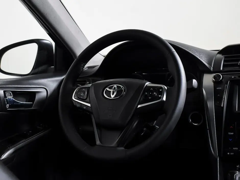 Toyota Camry, 2016 г.