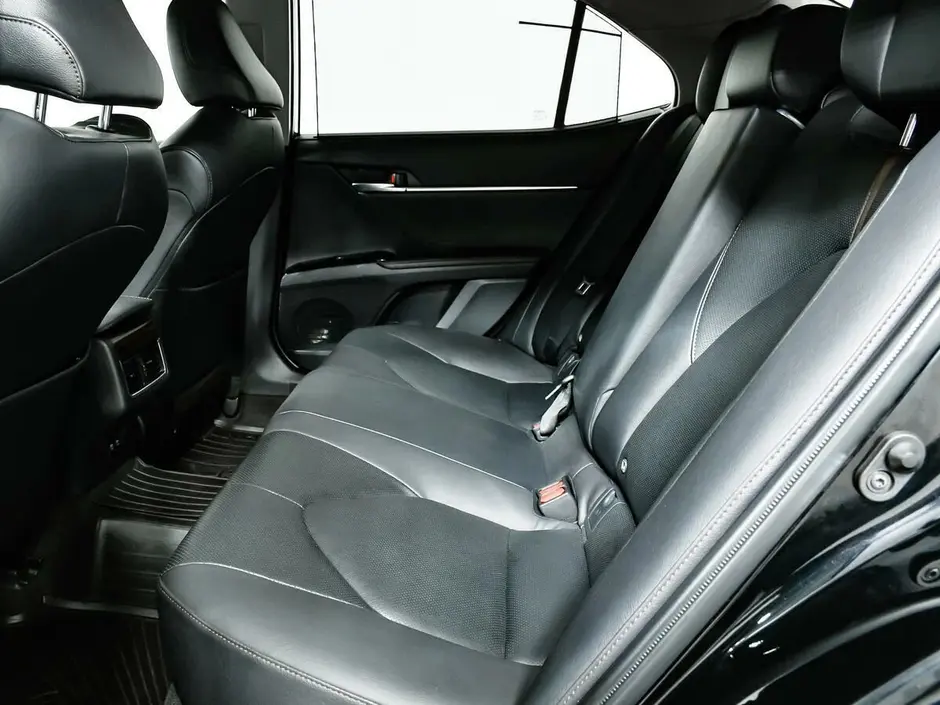 Toyota Camry, 2018 г.