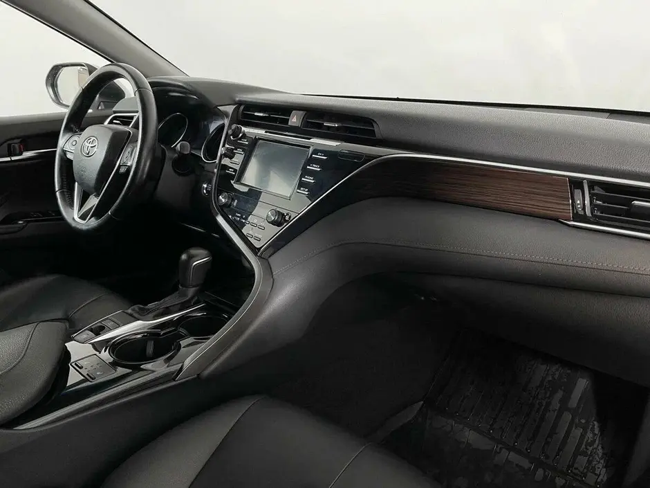 Toyota Camry, 2018 г.