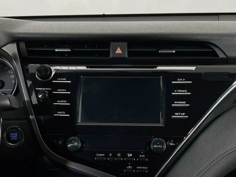 Toyota Camry, 2018 г.