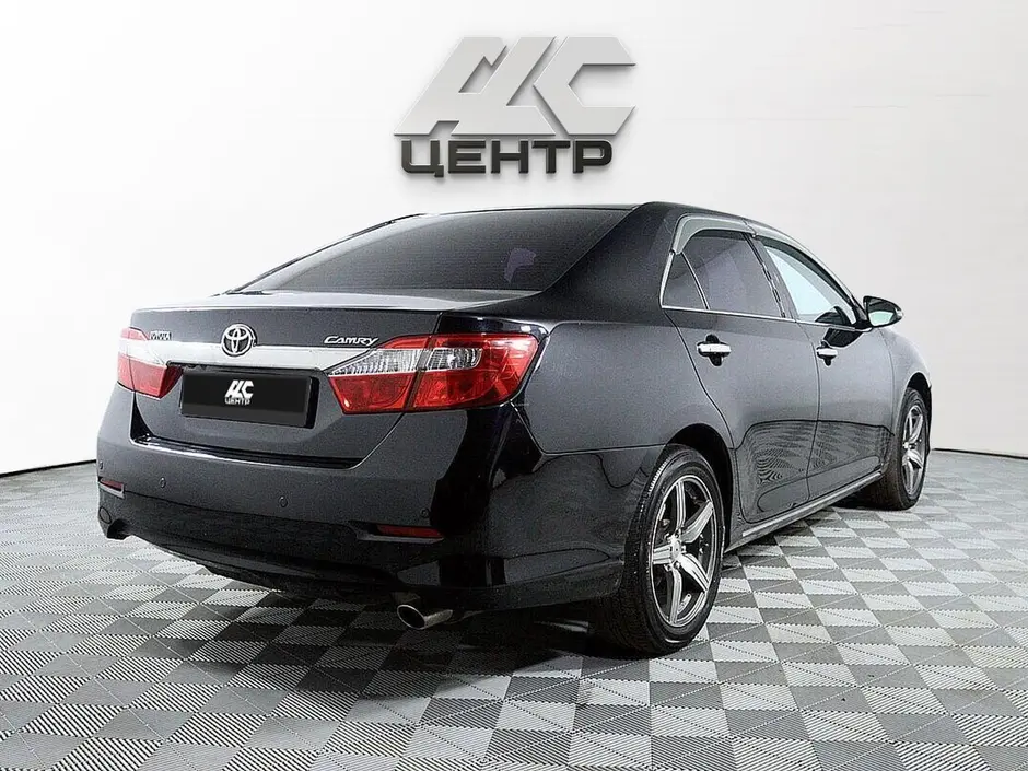 Toyota Camry, 2013 г.