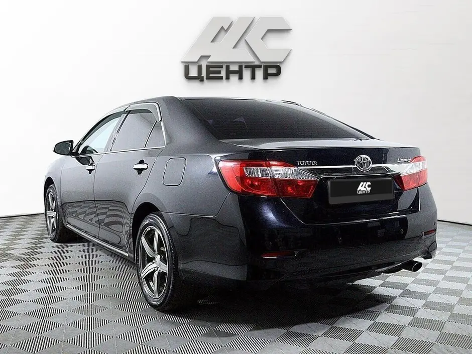 Toyota Camry, 2013 г.