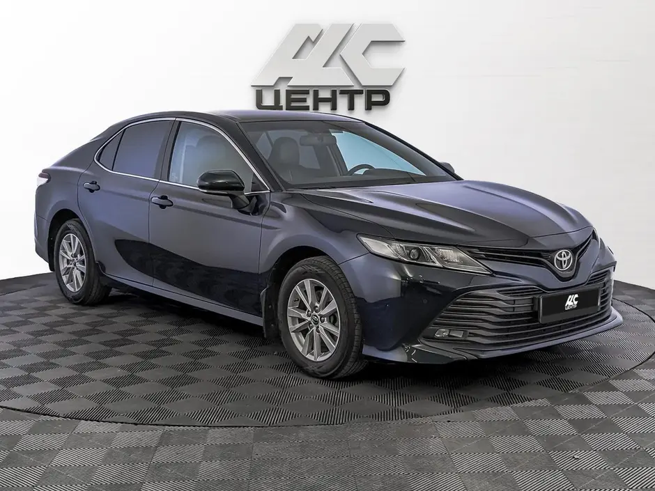 Toyota Camry, 2019 г.
