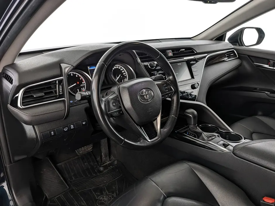 Toyota Camry, 2019 г.