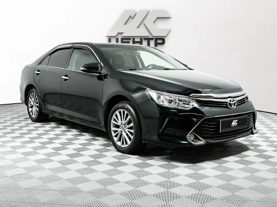 Toyota Camry, 2016 г.