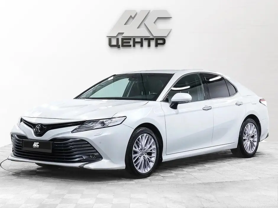 Toyota Camry, 2020 г.