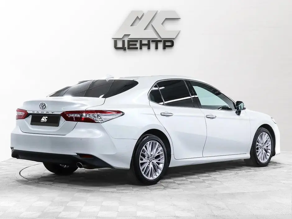 Toyota Camry, 2020 г.