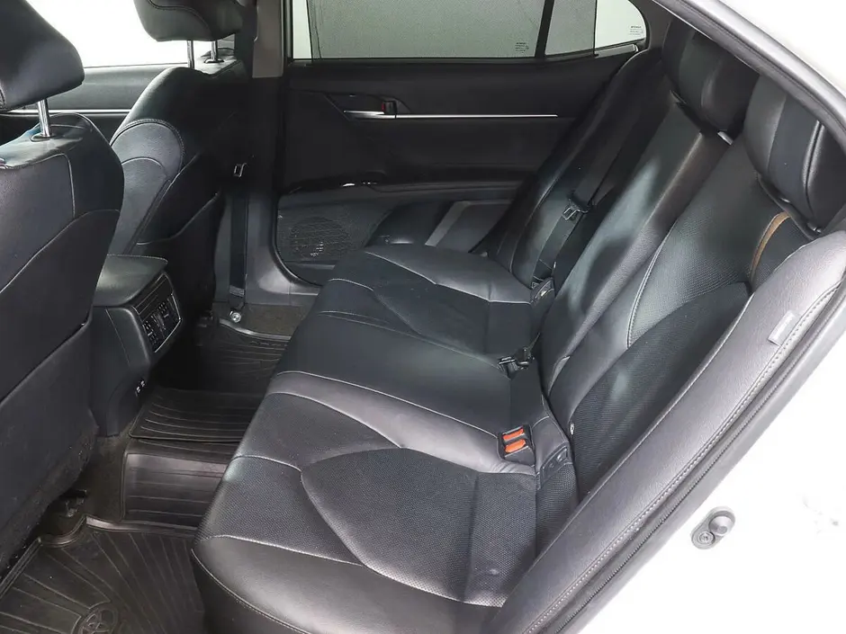 Toyota Camry, 2020 г.