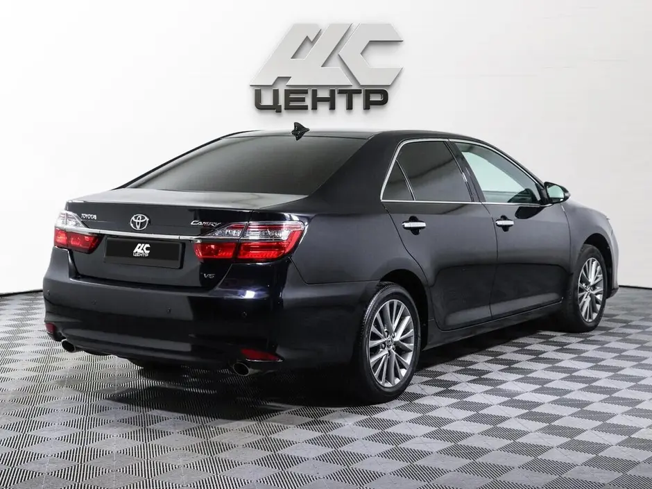 Toyota Camry, 2016 г.