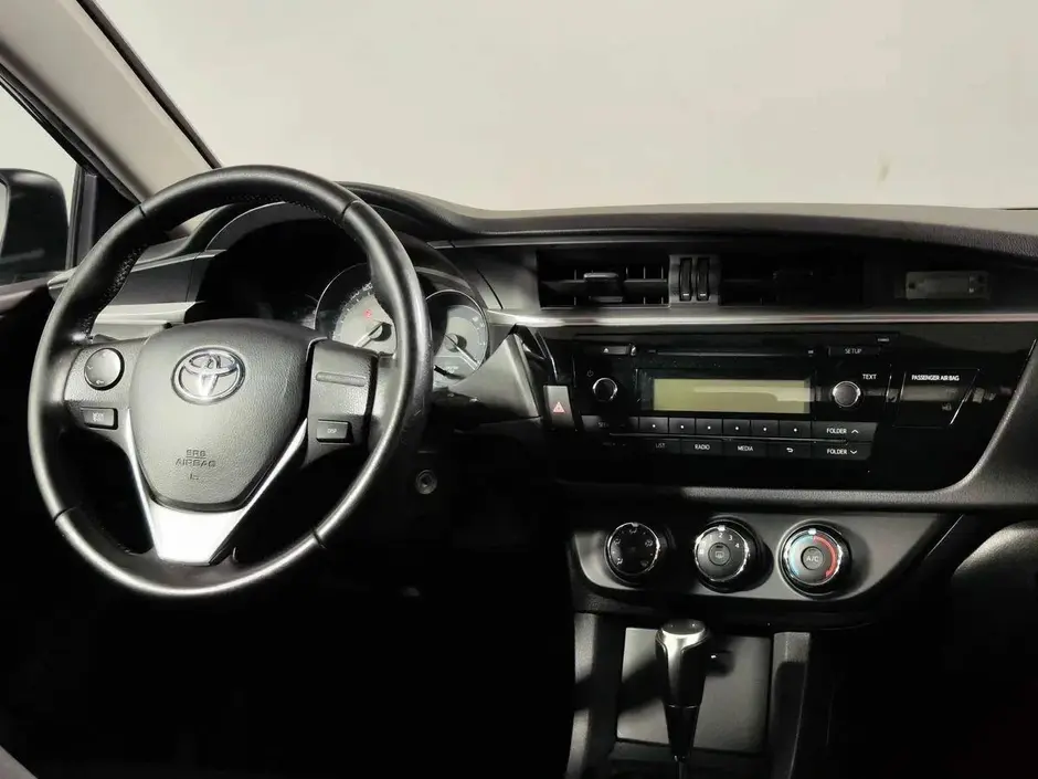 Toyota Corolla, 2015 г.