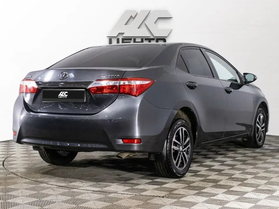 Toyota Corolla, 2015 г.