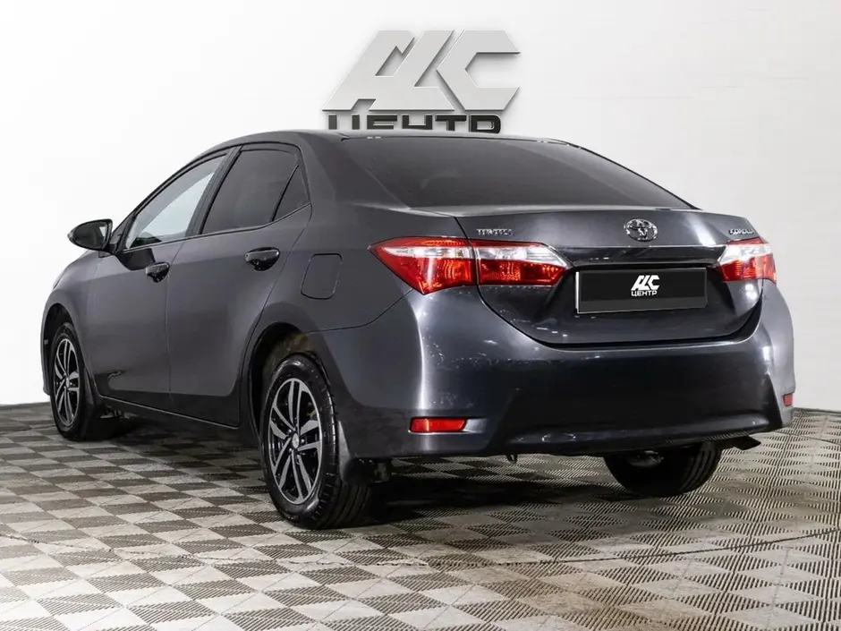 Toyota Corolla, 2015 г.