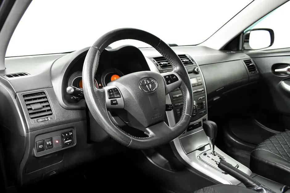 Toyota Corolla, 2011 г.