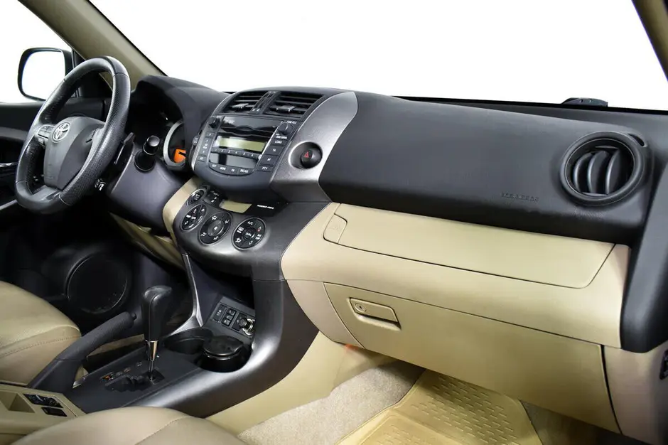 Toyota RAV4, 2011 г.