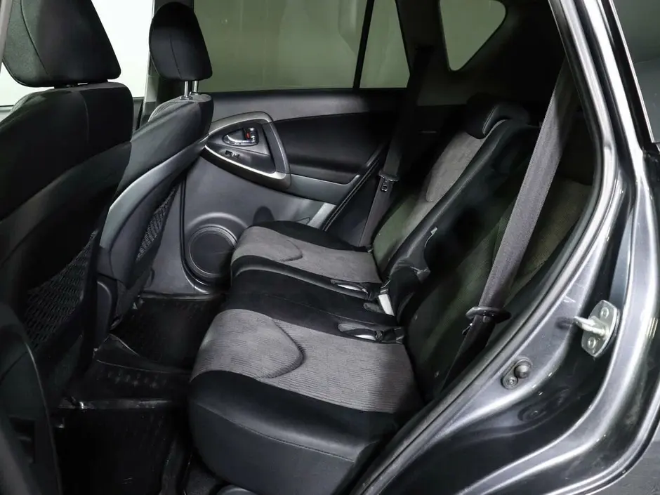 Toyota RAV4, 2010 г.