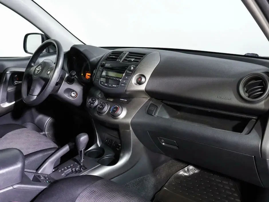 Toyota RAV4, 2010 г.