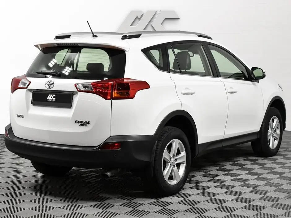 Toyota RAV4, 2012 г.