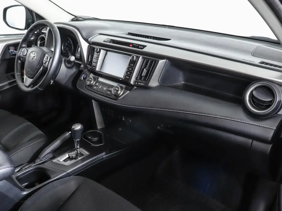 Toyota RAV4, 2018 г.