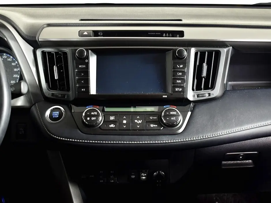 Toyota RAV4, 2018 г.