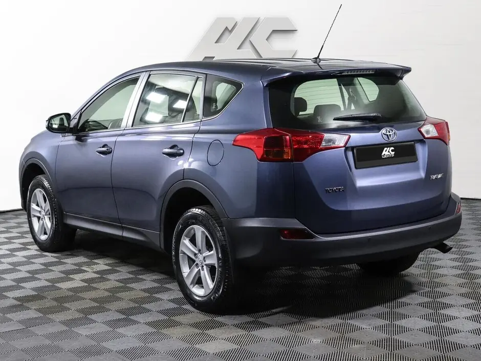 Toyota RAV4, 2013 г.