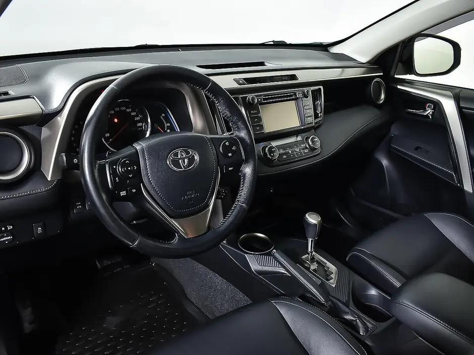Toyota RAV4, 2013 г.