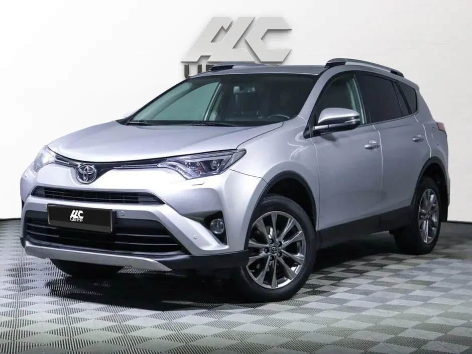 Toyota RAV4, 2018 г.