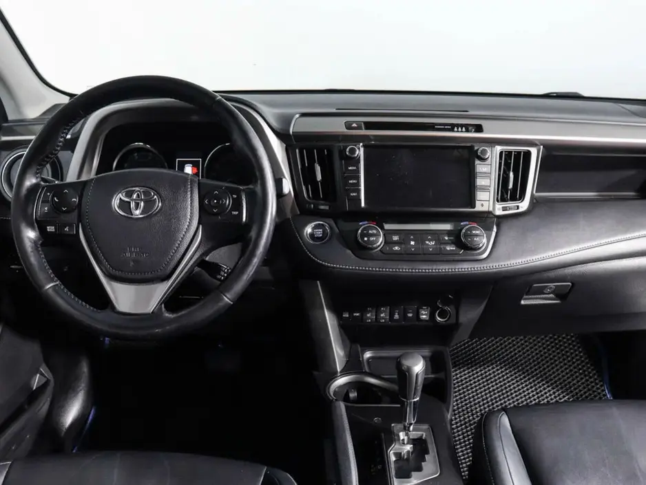 Toyota RAV4, 2018 г.