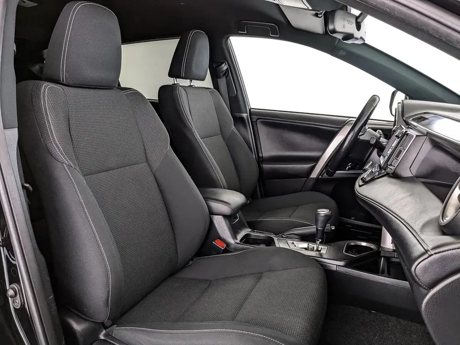 Toyota RAV4, 2017 г.